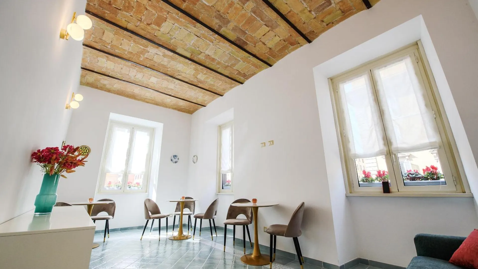 Magnoliahome Suites At The Vatican Rome